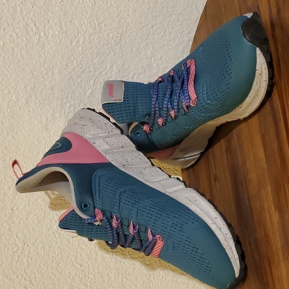 Avia |Womens Trail Sneaker Teal & Pink Comfort Shoes Trail Running Sz.11